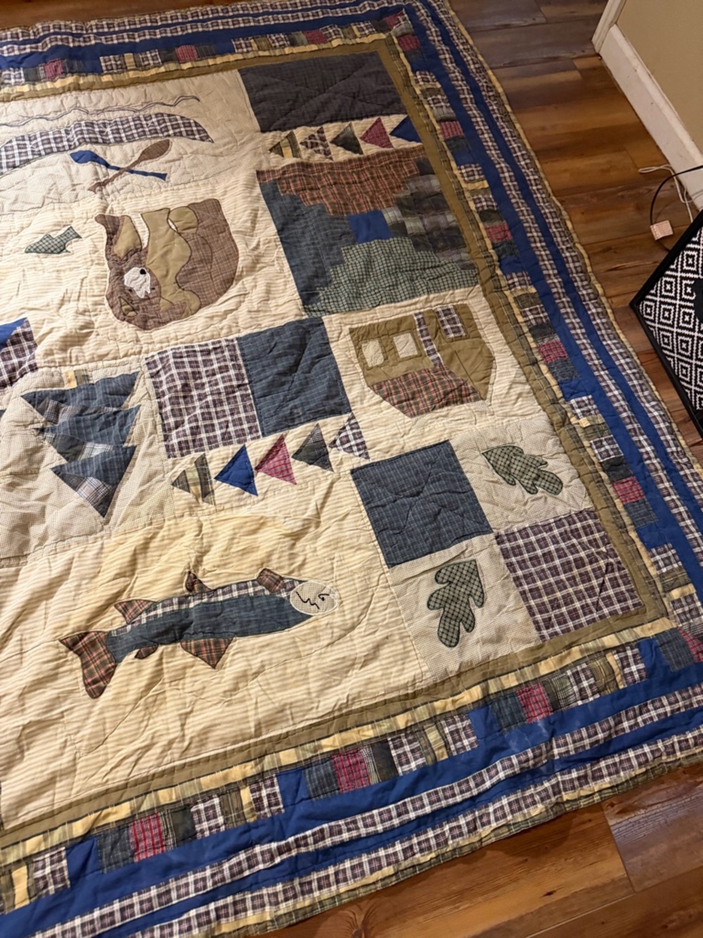 Full size comforter - Picture 5 of 5